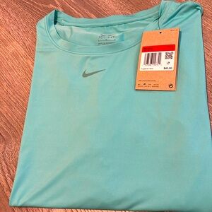Nike One Classic top